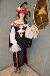 Costume-di-Carnevale-Donna-del-Moschettiere (11)