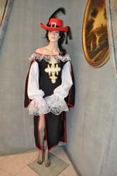 Costume-di-Carnevale-Donna-del-Moschettiere (2)