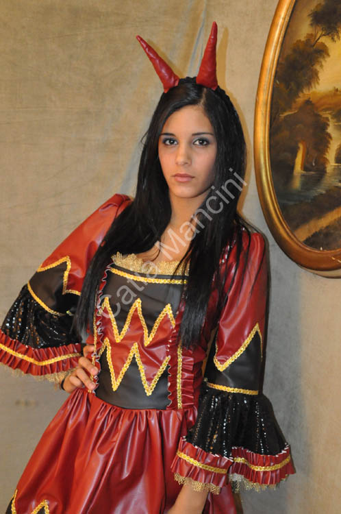 Costume-Carnevale-Diavola (3)