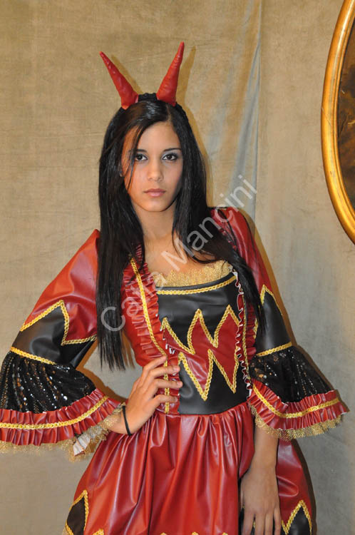 Costume-Carnevale-Diavola (7)