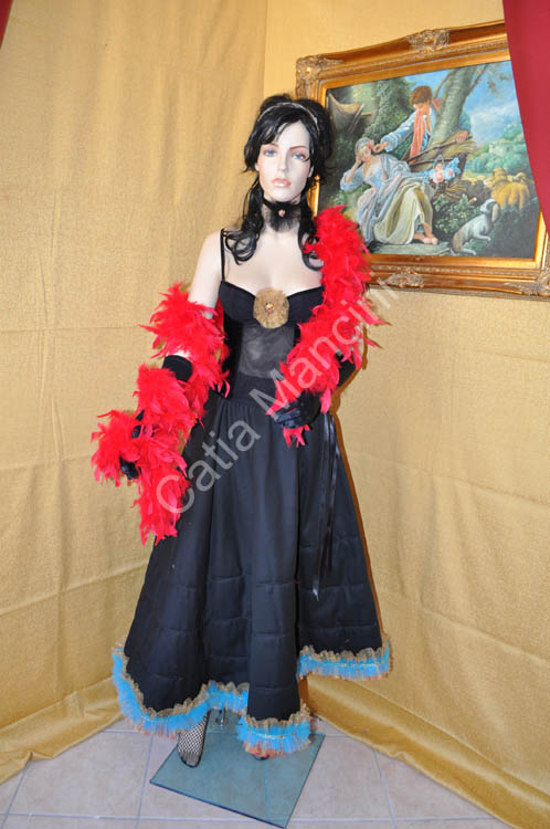 Costume in stile Can Can del Moulin Rouge (1)