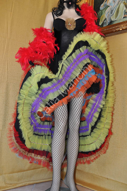 Costume in stile Can Can del Moulin Rouge (13)