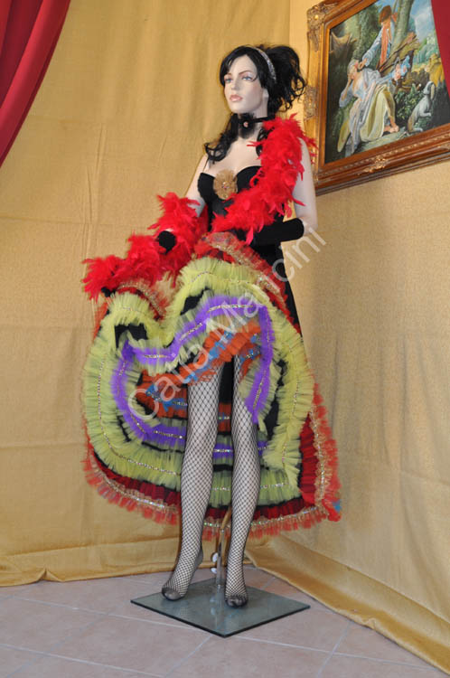 Costume in stile Can Can del Moulin Rouge (6)