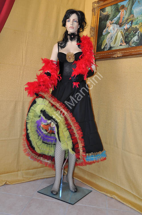 Costume in stile Can Can del Moulin Rouge (8)