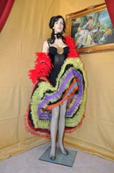 Costume in stile Can Can del Moulin Rouge (15)