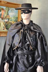 Costume di Carnevale Cavaliere Nero (5)