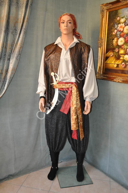 Carnevale-di-Viareggio-Costume-Pirata (3)