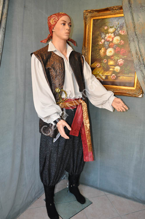 Carnevale-di-Viareggio-Costume-Pirata (7)