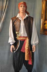 Carnevale-di-Viareggio-Costume-Pirata (12)