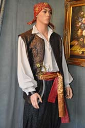 Carnevale-di-Viareggio-Costume-Pirata (14)