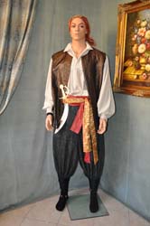 Carnevale-di-Viareggio-Costume-Pirata (3)