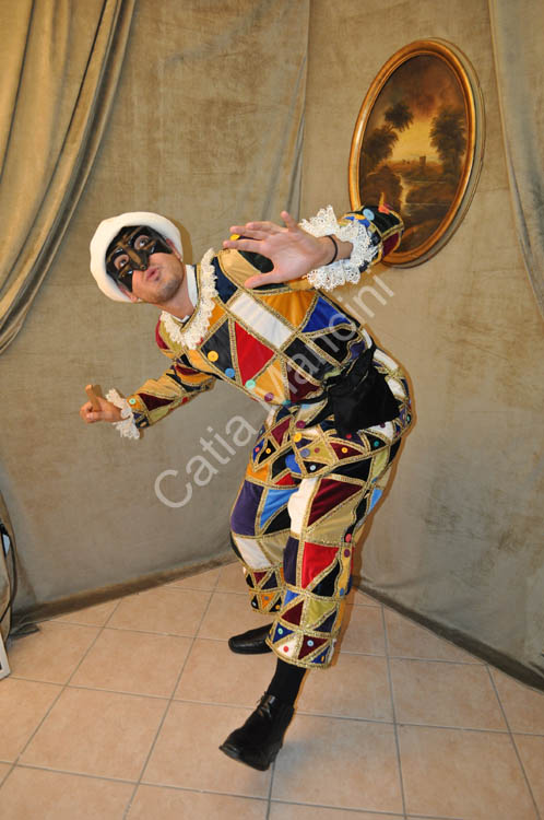 Arlecchino-Commedia-dell'Arte-Costume (4)