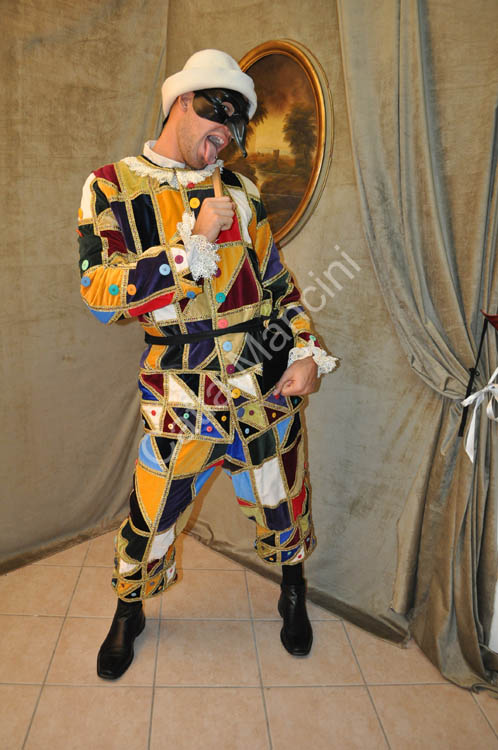 Arlecchino-Commedia-dell'Arte-Costume (8)