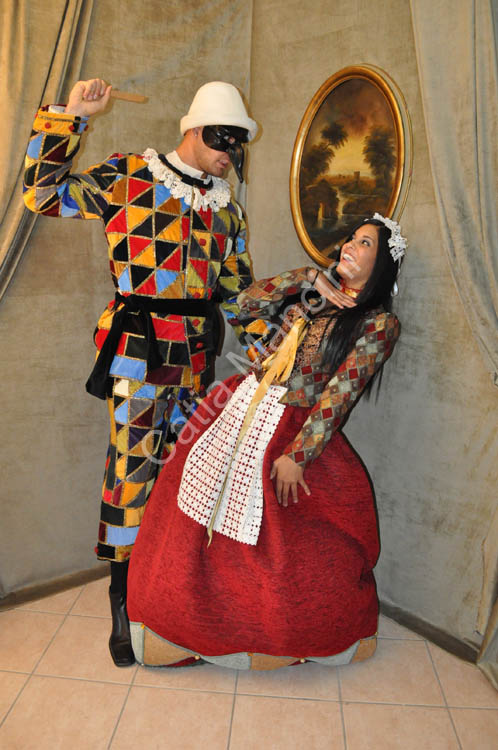 Arlecchino-Commedia-dell'Arte-Costume