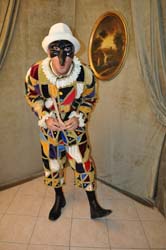 Arlecchino-Commedia-dell'Arte-Costume (10)