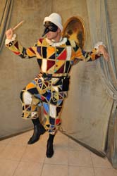 Arlecchino-Commedia-dell'Arte-Costume (14)