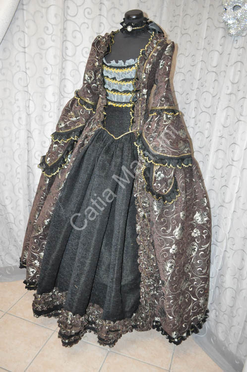 costumi storici 1700 (8)