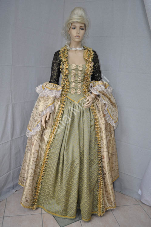 woman of the eighteenth century costume (15)