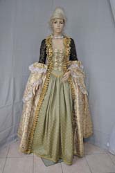 woman of the eighteenth century costume (3)