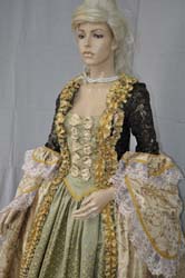 woman of the eighteenth century costume (4)