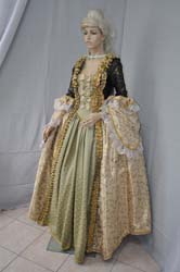 woman of the eighteenth century costume (5)