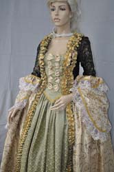 woman of the eighteenth century costume (7)