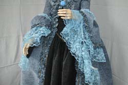 woman Carnival of Venice historical dress (6)