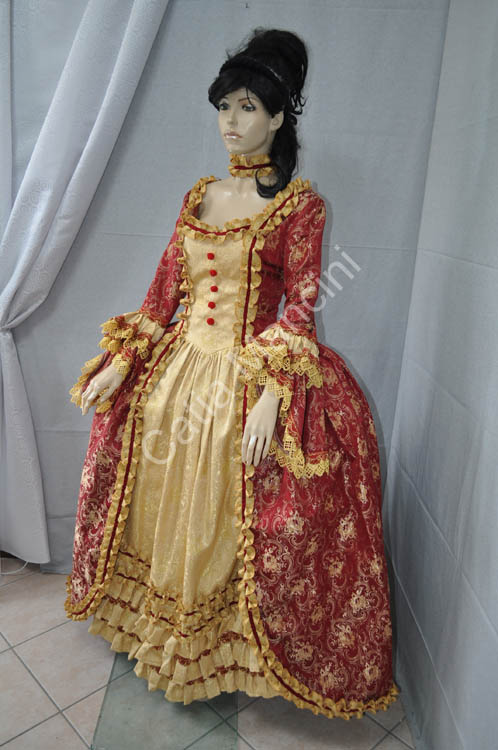 vestiti storici 1700 (2)