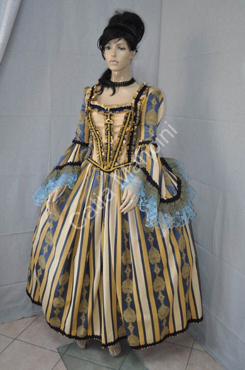 donna del 1700 vestiti (9)