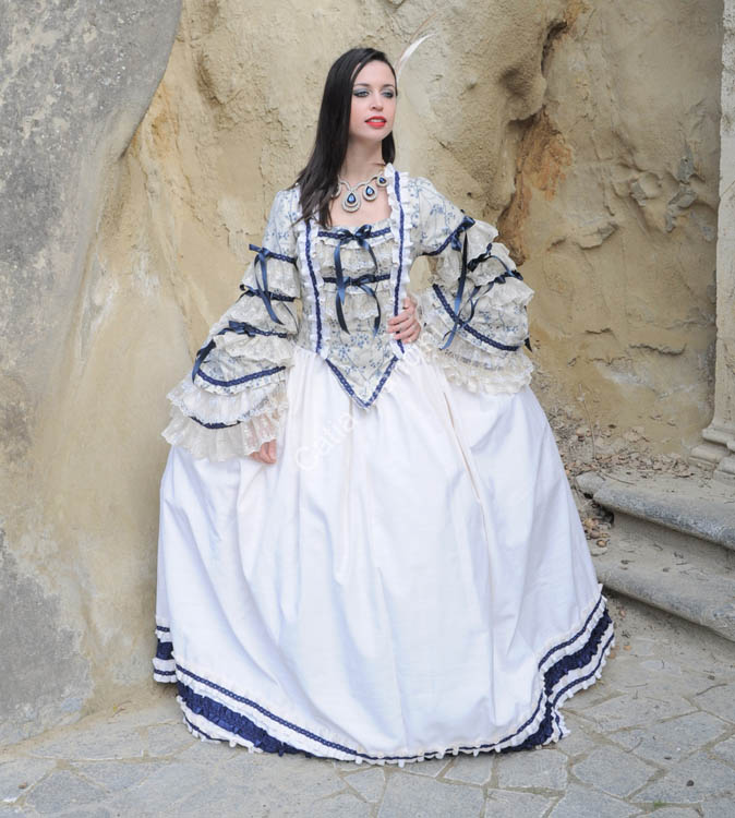 Costume Storico abito epoca settecento (15)