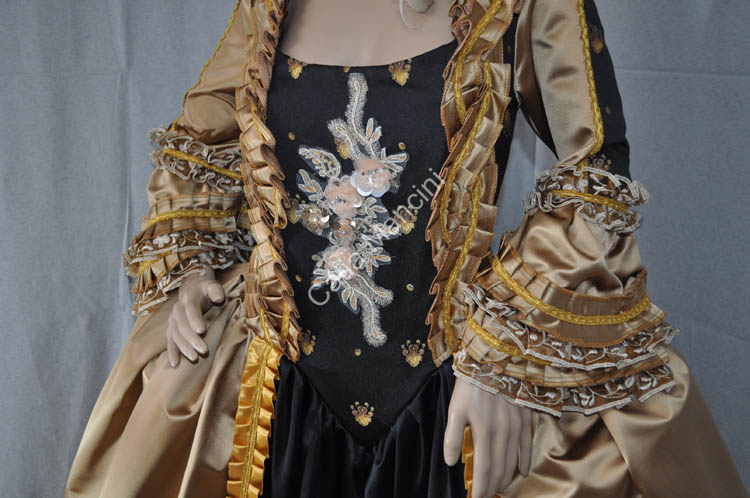 vestiti storici 1700 (3)