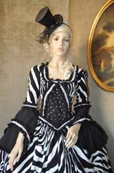 Produzione-Costumi-Spettacolo-Teatro (1)