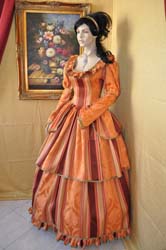 Costumi Storici del 1800 (1)