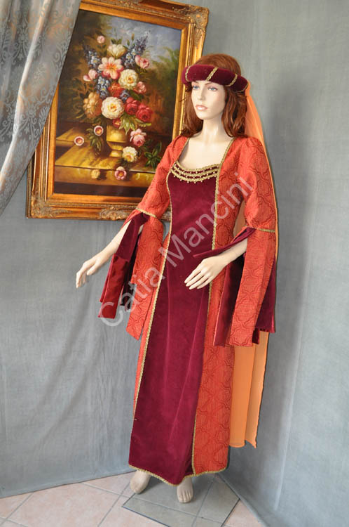 Costume Storico Donna del Medioevo (13)