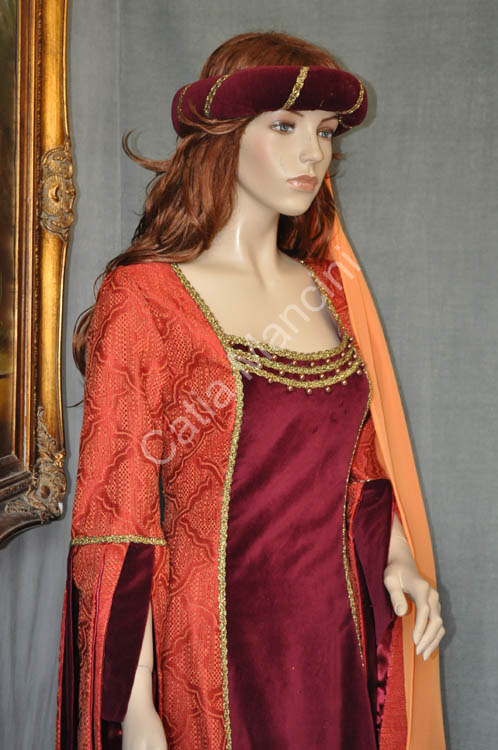 Costume Storico Donna del Medioevo (2)
