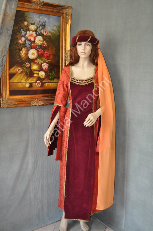 Costume Storico Donna del Medioevo (4)