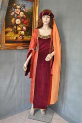 Costume Storico Donna del Medioevo (1)