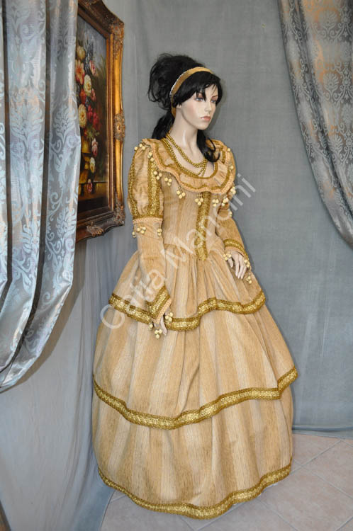 Costume Donna dell'ottocento (2)