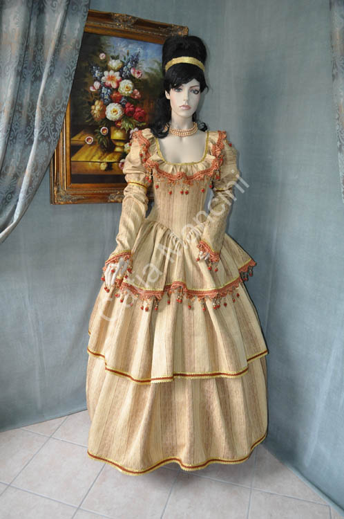 Costume Storico Donna 1814 (1)