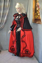 Vestito Nobildonna Veneziana del 1724 (2)