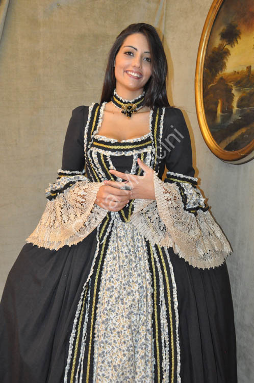 Costume-Teatrale-Abito-del-Settecento (15)