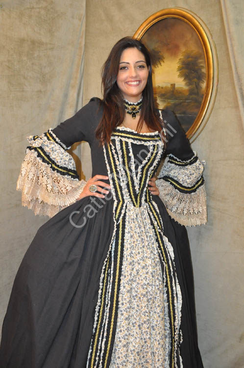 Costume-Teatrale-Abito-del-Settecento (9)