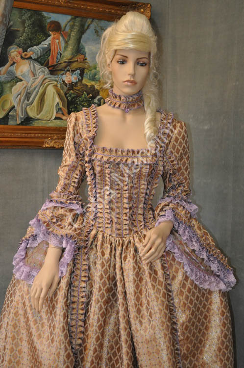Vestito-Donna-di-Venezia-1700 (1)