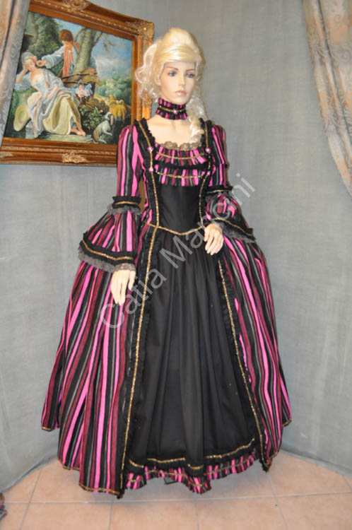 Costume Storico del 1700 Veneziano (2)