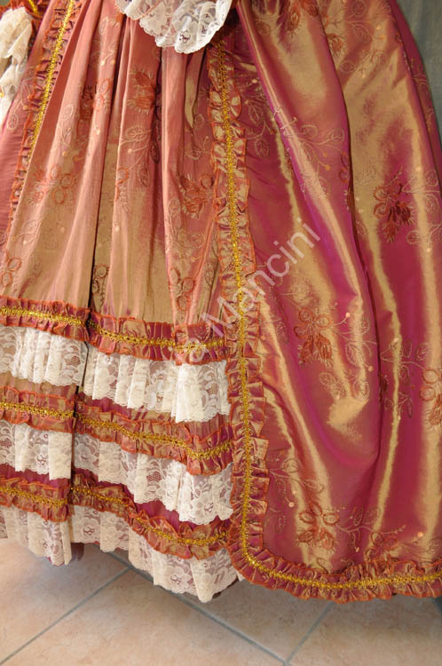 Costume-Storico-Nobildonna-Veneziana-Taffeta (5)