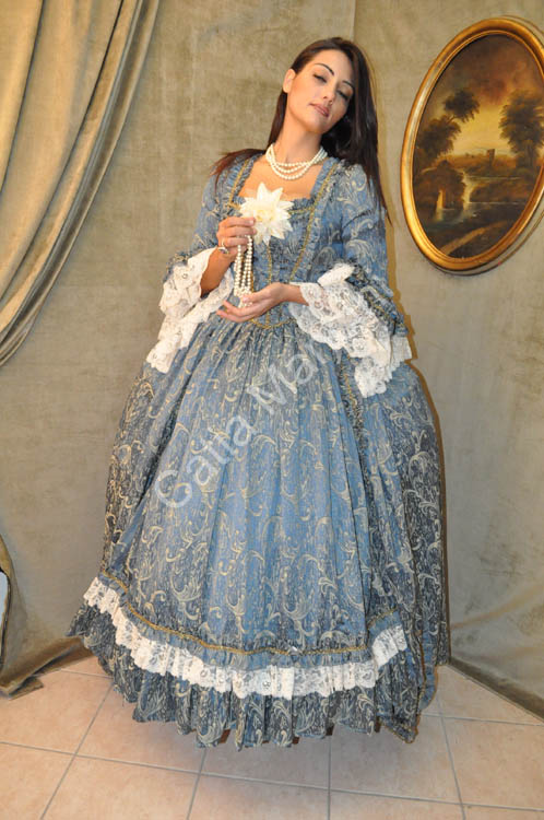 Costume-Storico-Donna-1716