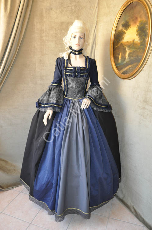 Costume-Dama-di-Corte-con-Strangolino