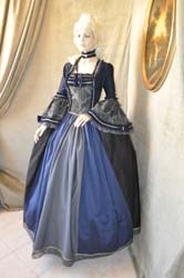 Costume-Dama-di-Corte-con-Strangolino (1)