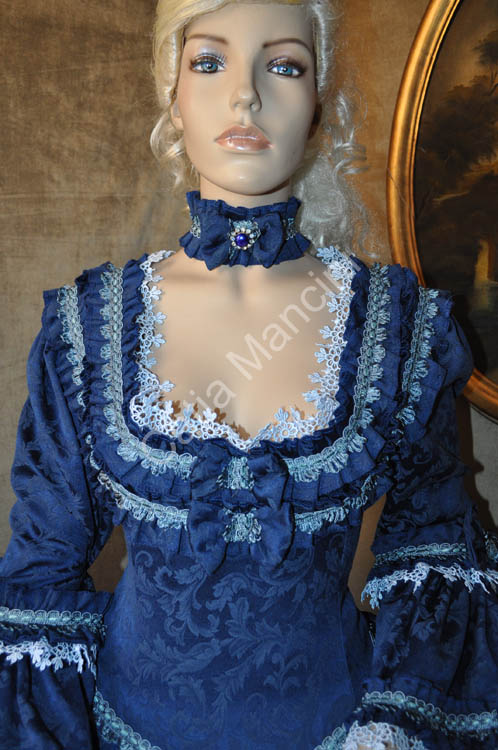 Abito-Nobildonna-di-Venezia-1700-Strangolino (5)