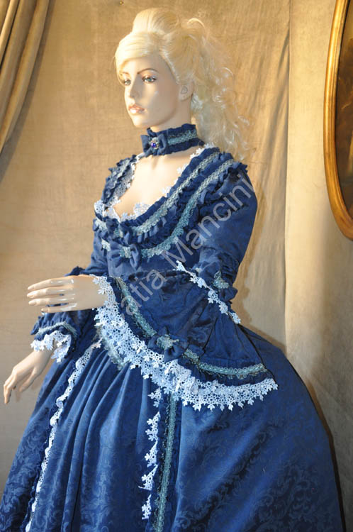 Abito-Nobildonna-di-Venezia-1700-Strangolino (7)